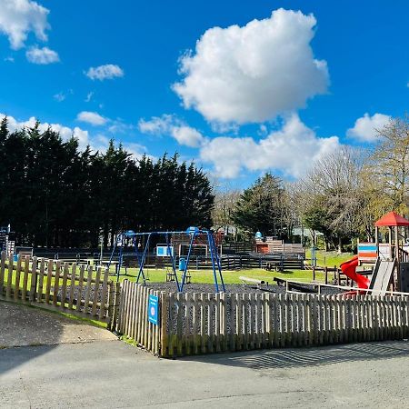 Roslyn At Lower Hyde Park, Isle Of Wight Shanklin Dış mekan fotoğraf